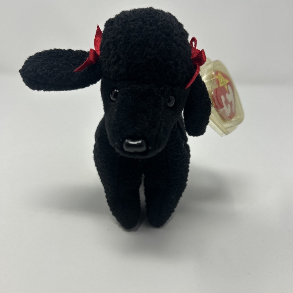 Vintage NWT TY Beanie Baby Gigi the French Poodle 1998 W/ Tag Protector